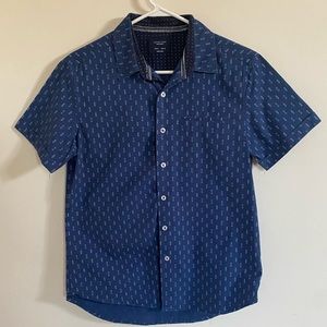 Men’s small Blue Button Up
